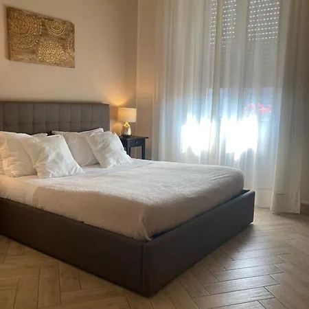 فندق مبيت وإفطار Oriental Palace 4*