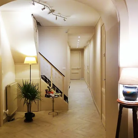 Oriental Palace Oda ve Kahvaltı Katanya