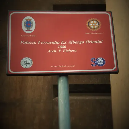 Oda ve Kahvaltı Oriental Palace 4*