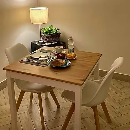 Oriental Palace Oda ve Kahvaltı Katanya