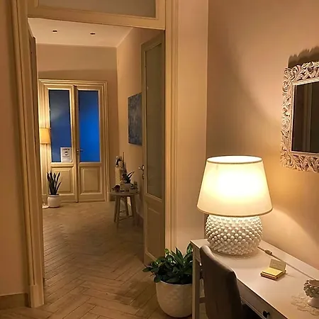 فندق مبيت وإفطار Oriental Palace